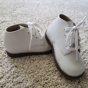 FootMates classic "Todd" shoes Size 4 medium